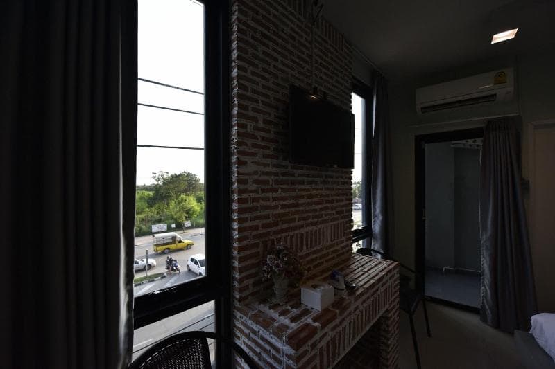 A.M.Place 3
