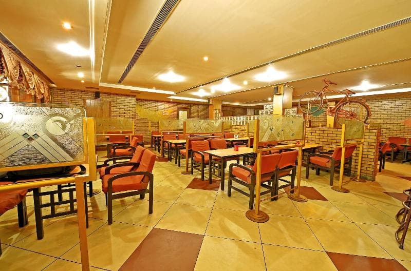Hotel Mayas main