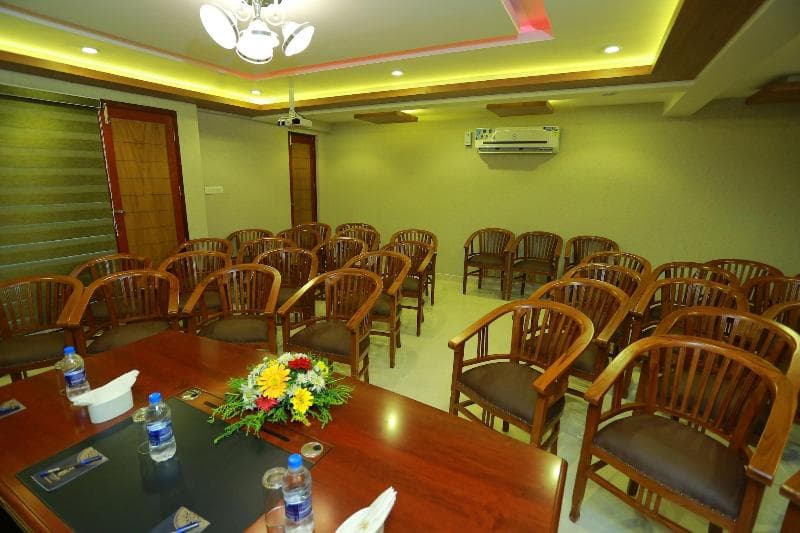 Rb Palace main