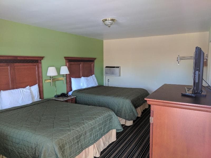 Benton Inn 3