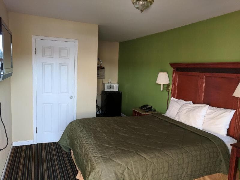 Benton Inn 5