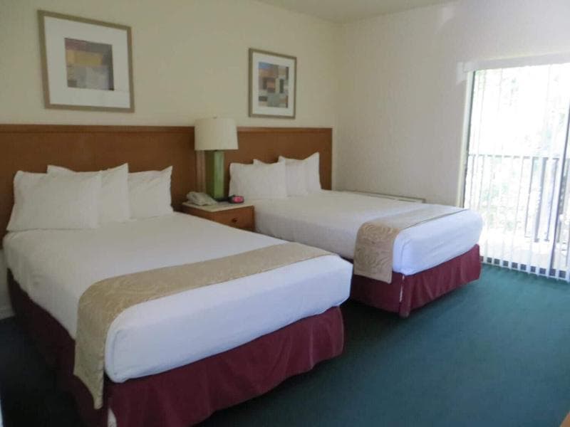 Central Motel 5