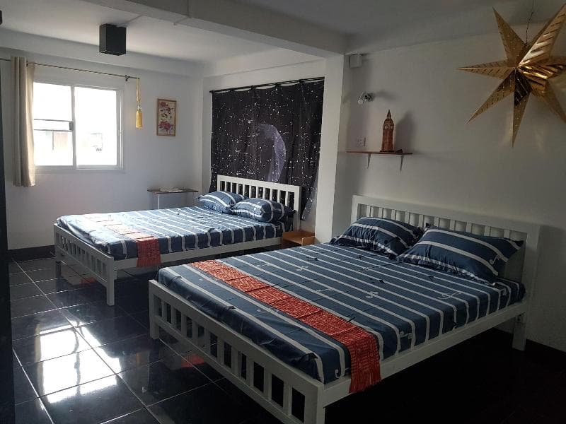 Sam's Place 5