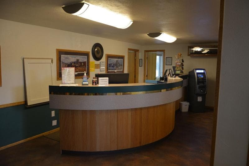Locomotive Inn 4