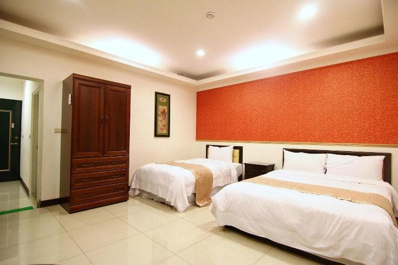 Mi Casa Inn main