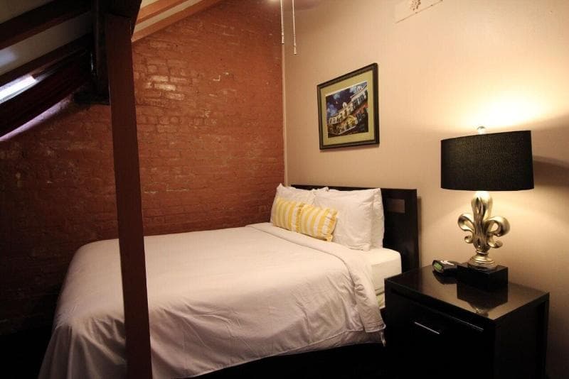 The Saint Philip Hotel 5
