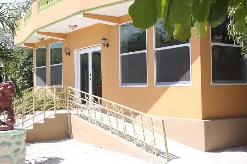 La Cayenna Hotel Et Restaurant 5