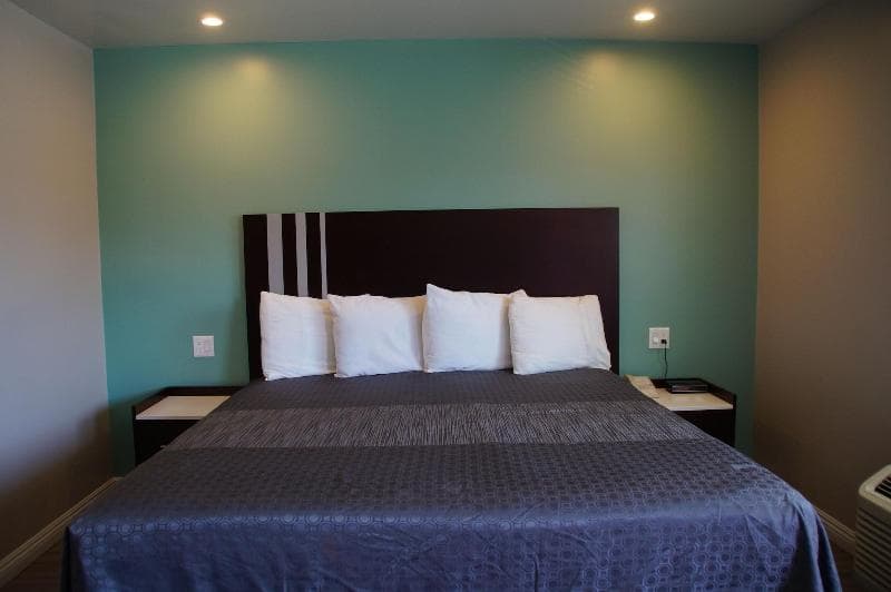 Beach Inn Motel 3