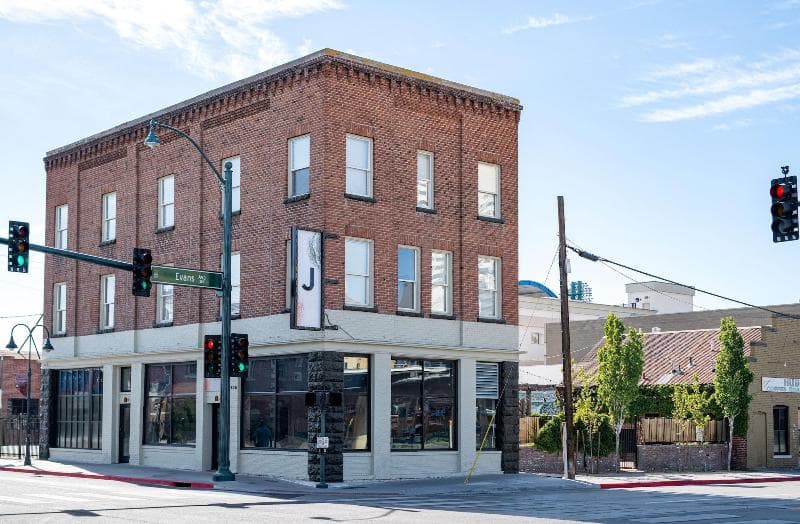 The Jesse Hotel & Bar 5