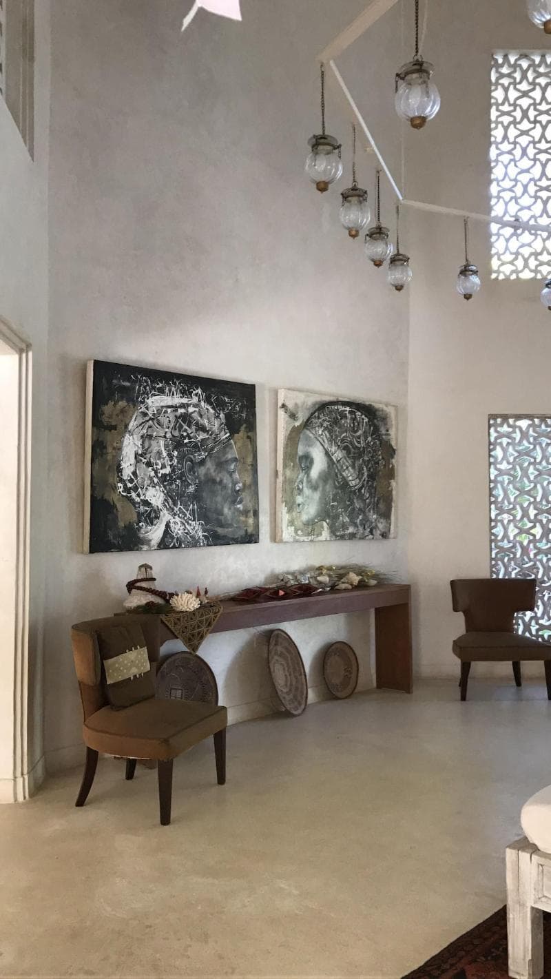 The Villa Luxury Suites Hotel 5