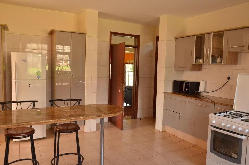 Dolfran Guest House 3