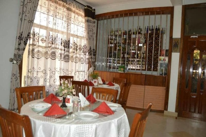 Venice Hotel main