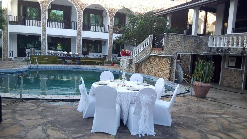 Serene Hotel 2