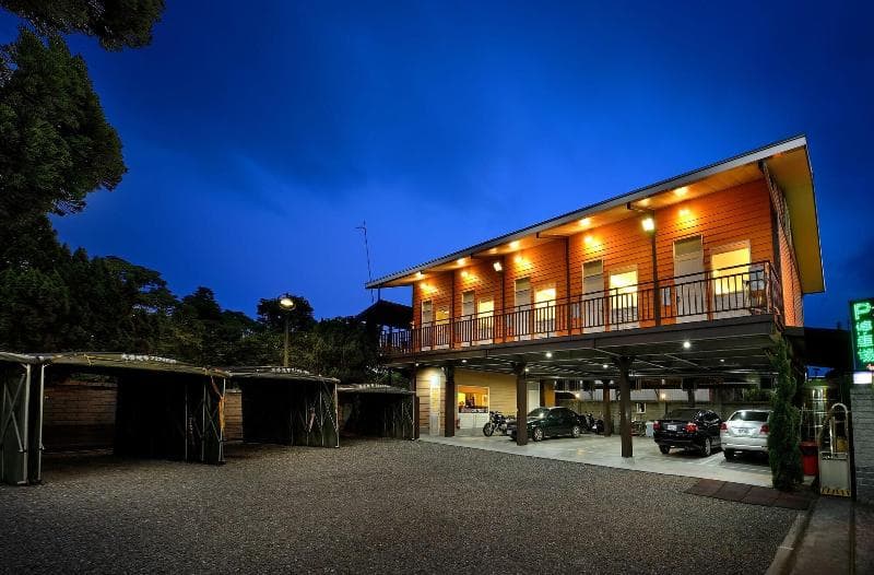 Jinge Guest House 4
