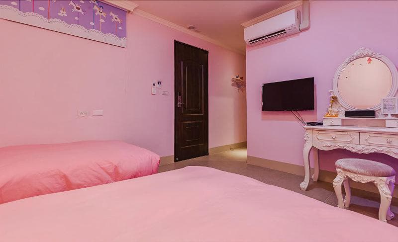 Hexin B&B 3