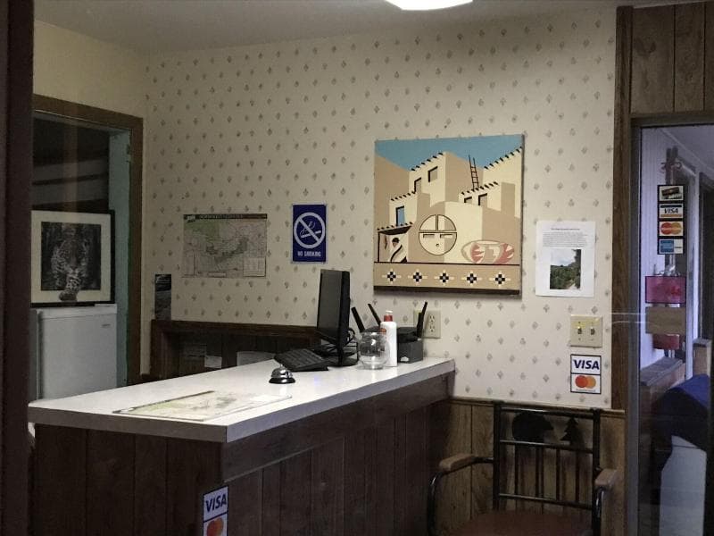 Motel Grand 4