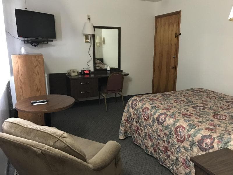 Motel Grand 3