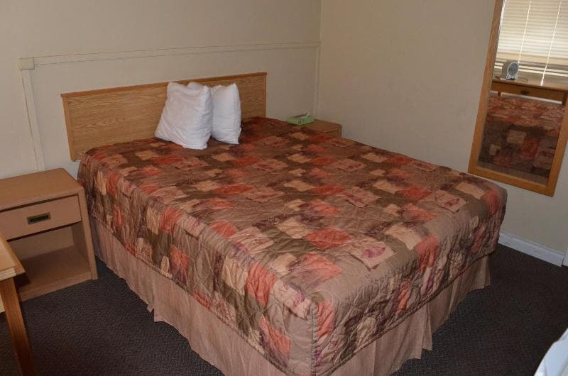 TC Motel 4