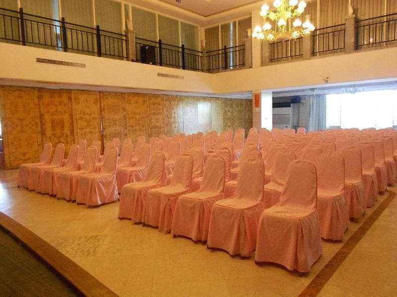 Valley Park Resort main