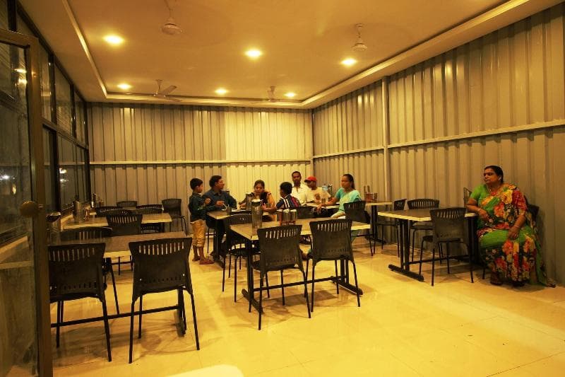 Hotel Yog Palace main