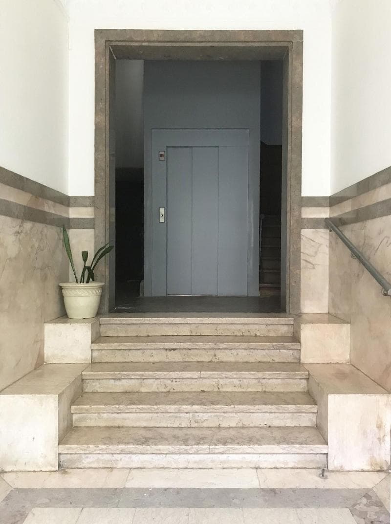 Home Out Rooms & Apartments 2