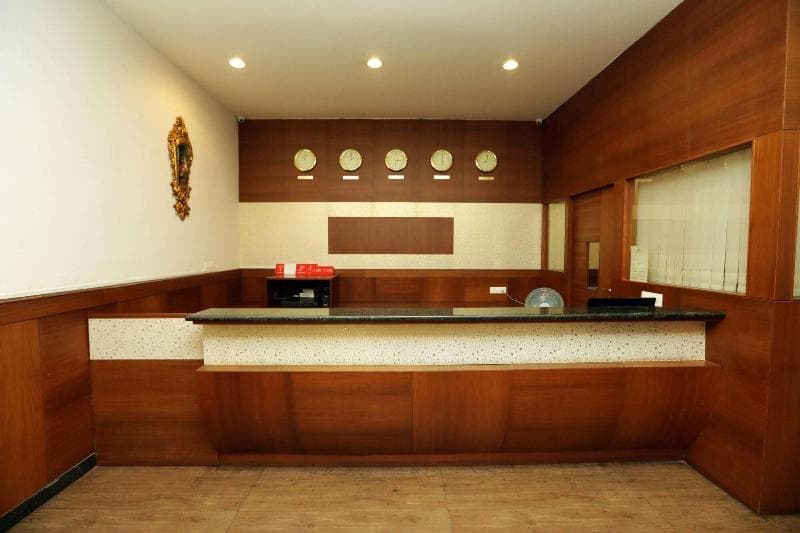 Traders Hotel 3