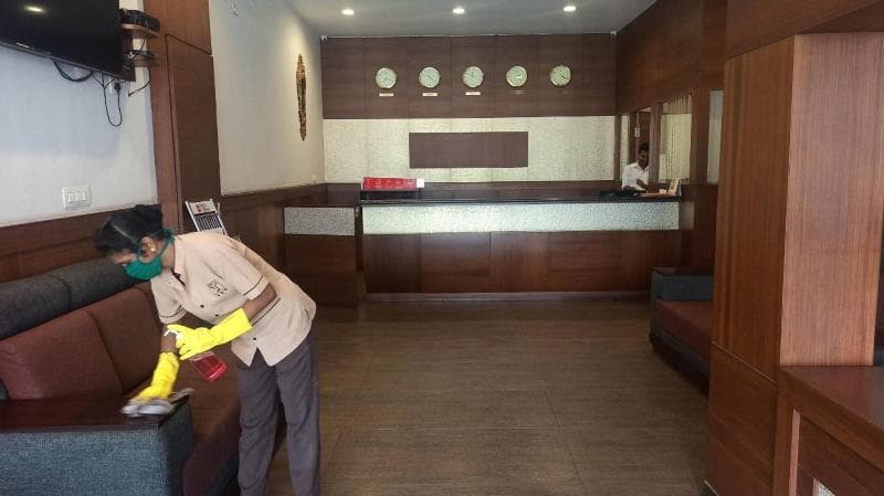 Traders Hotel photo 1