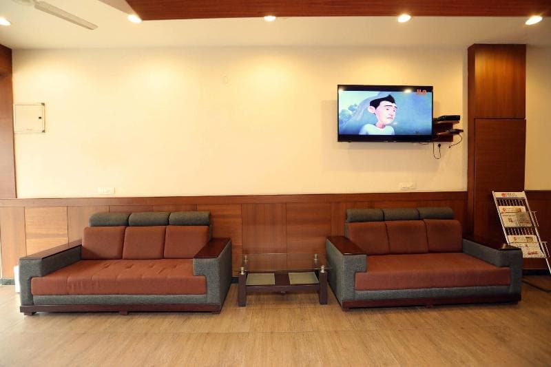Traders Hotel 5
