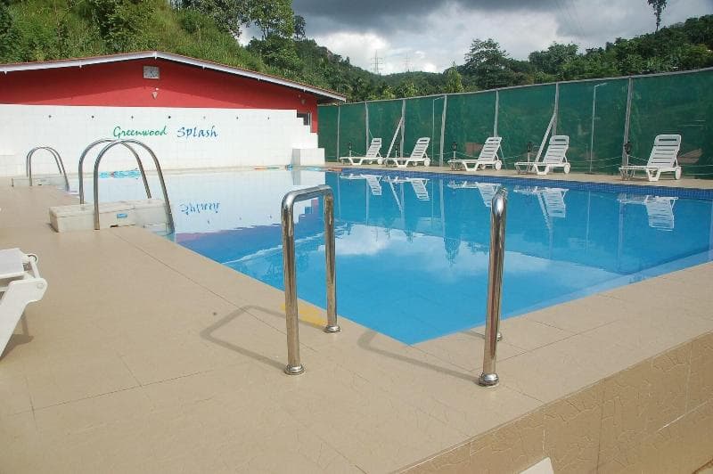 Green Wood Resort main