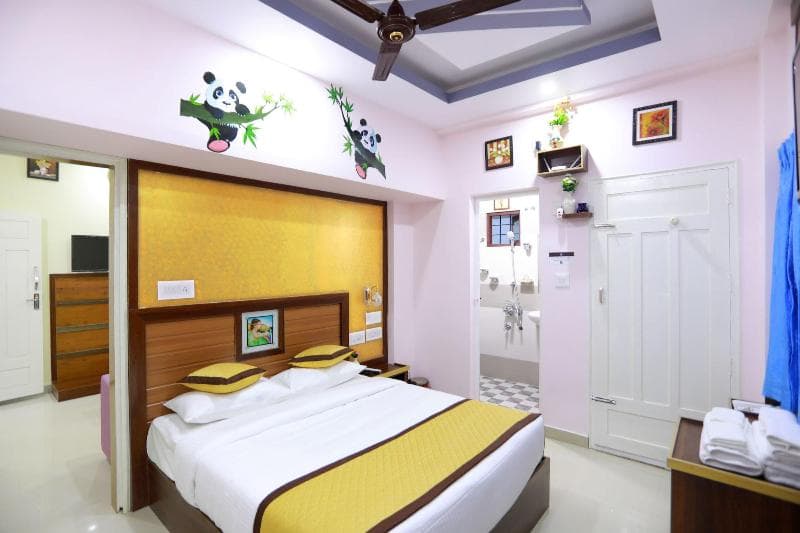 Base 9 Airport Hotel 5