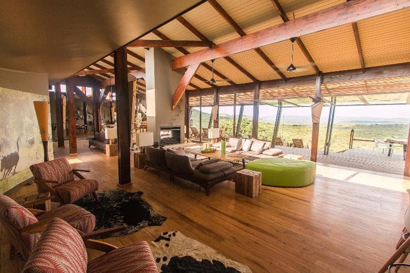 Rhino Ridge Safari Lodge 5