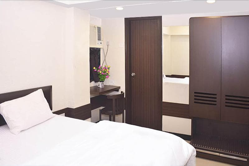 A1 Hotel main