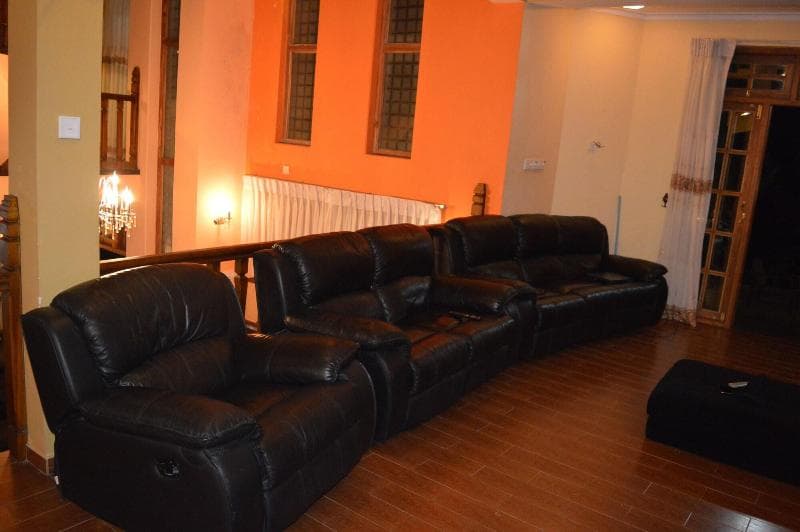 Elegante The Villa 4