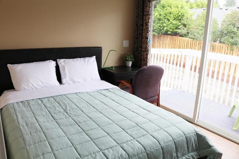 Quiet Clean And Comfortable Room photo 1