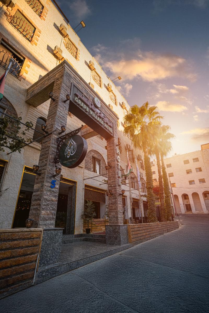 Grape Village Hotel 3