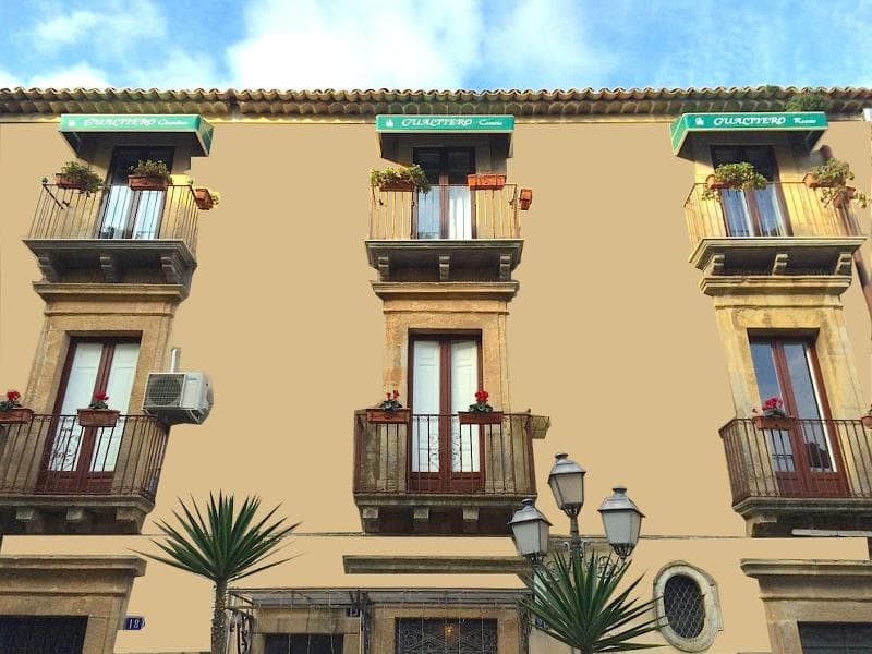 Gualtiero Camere E Suite 4