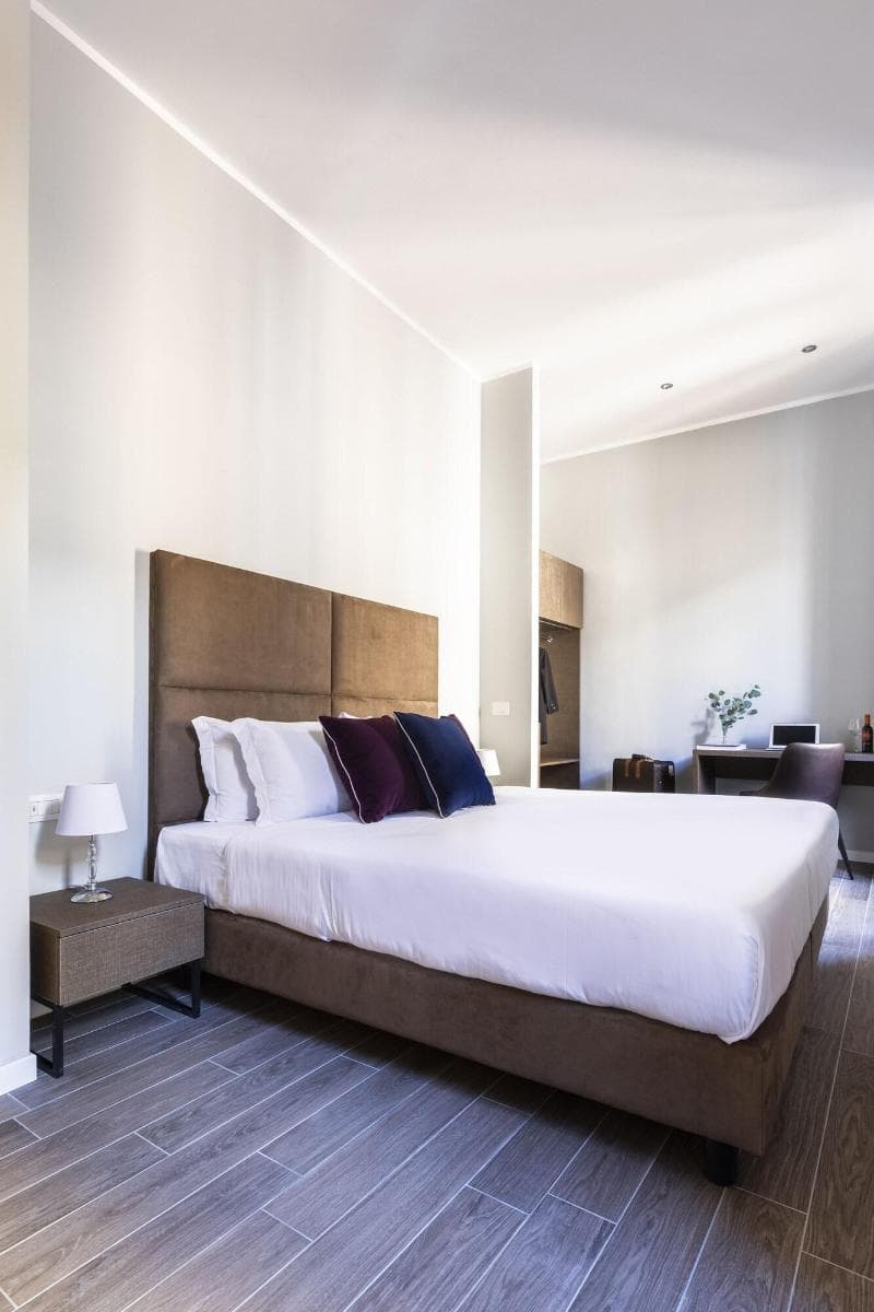 Giubbonari Suites main
