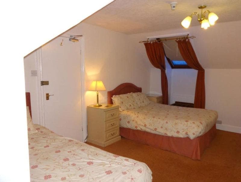 Aberdour Guest House 5
