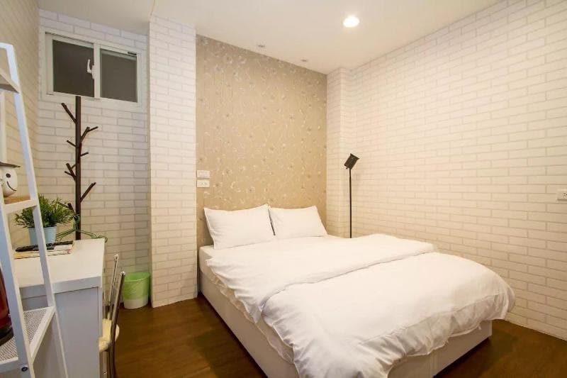 Feng Chia Easy Home 5