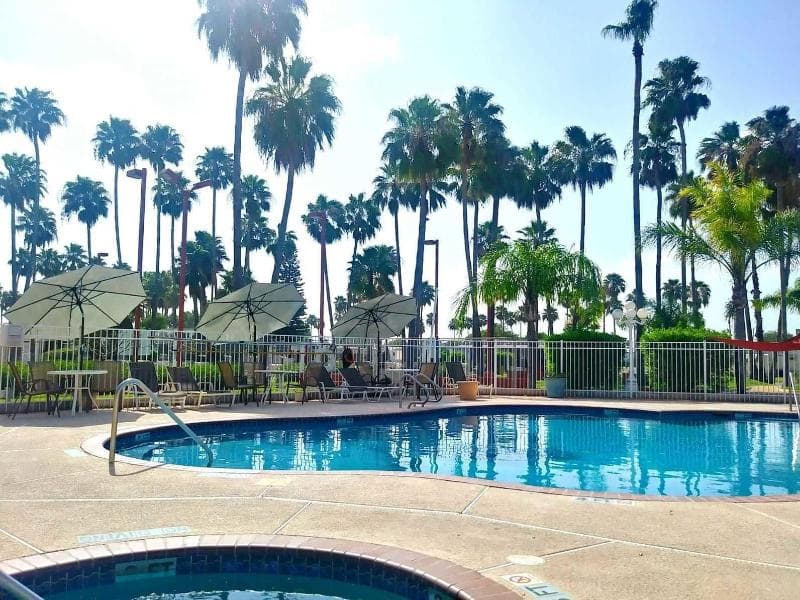 Victoria Palms Inn & Suites 5