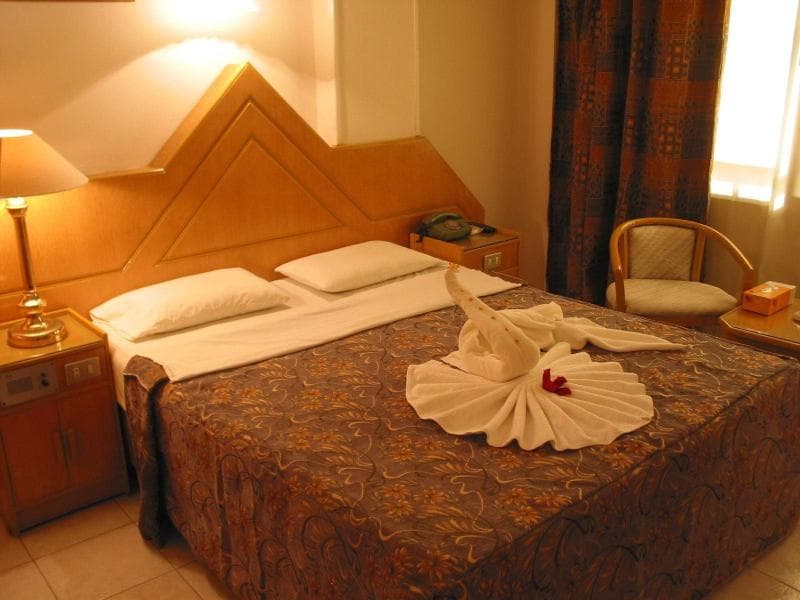 Karnak Hotel 5