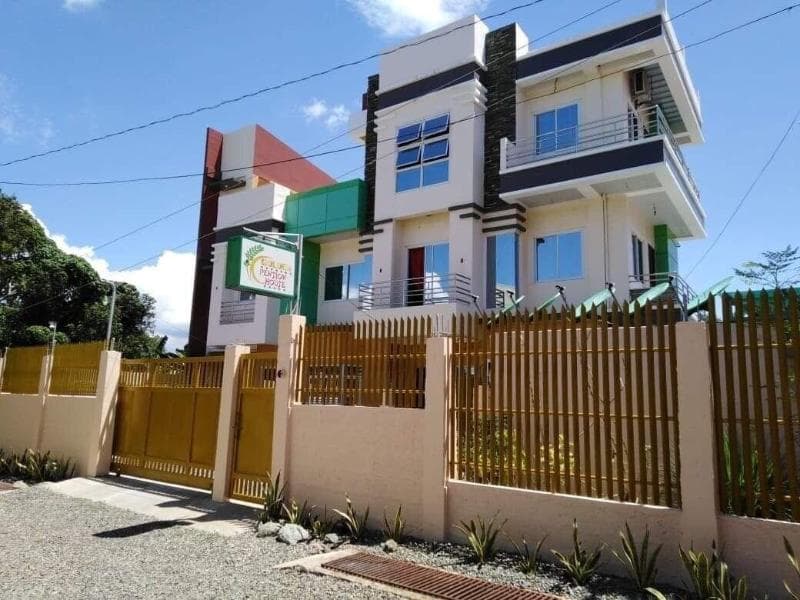 Golden Pension House 4