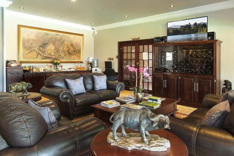 Ushaka Manor Guest House 5