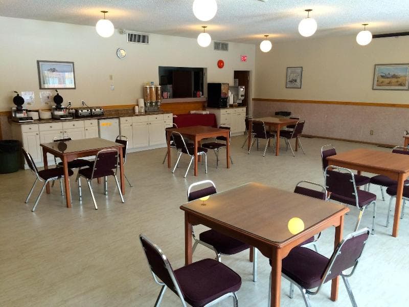 Colonial Inn 3