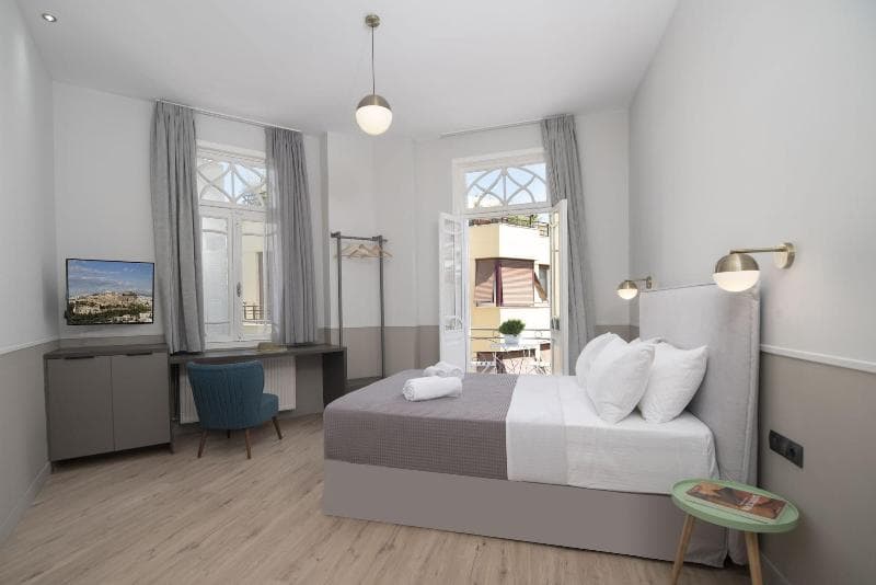 Plaka Arch Suites 5