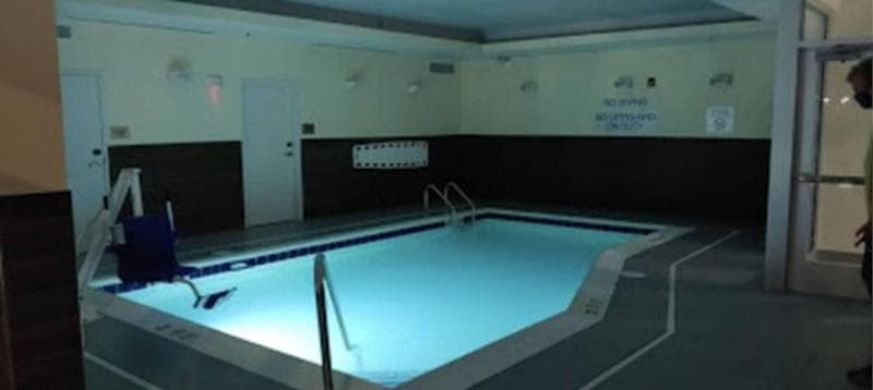 Fairfield Inn & Suites Cleveland Tiedeman Road photo 1