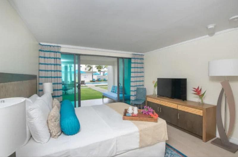 Sandy Bay Beach Club 3