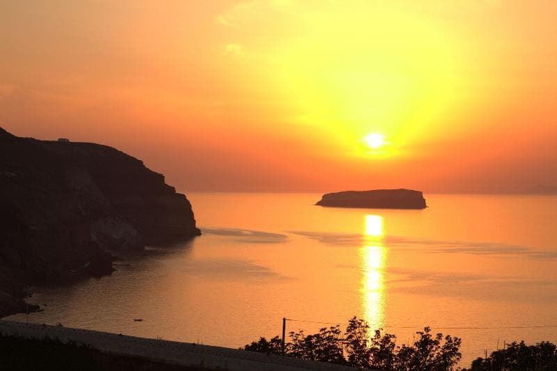 Villa Iliovasilema Santorini 5