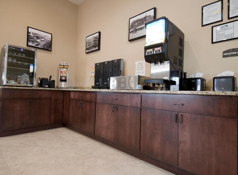 Cornerstone Inn & Suites main