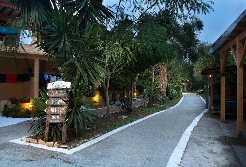 Wilde Rose Hotel 5